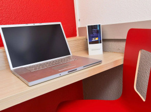 Premiere Classe Orange