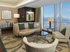 Отель The Ritz-carlton, Almaty