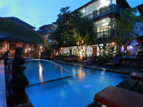 Warsa Garden Bungalows