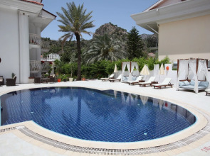 S3 Orange Exclusive Hotel