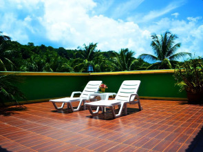 Sairougn Seaview Hotel