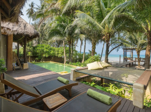 High Season Pool Villa & Spa