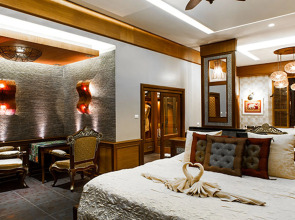 Ammatara Pura Pool Villas