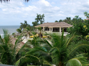 Allezboo Beach Resort & Spa