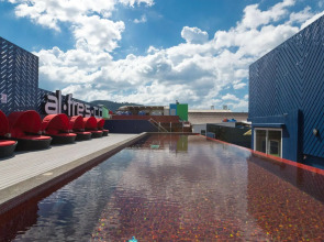 Alfresco Phuket Hotel