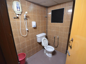 Lotus Family Hotel, Medan Tuanku