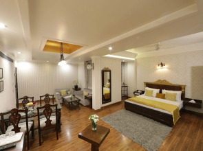 Rockland Hotel - C R Park