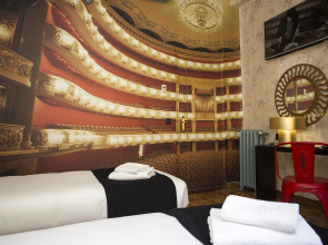 Casual del Teatro Madrid Hotel