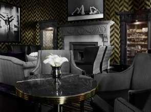 Schlosshotel Berlin By Patrick Hellmann