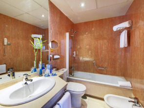 Отель Sercotel Alcalá 611