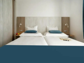 Apartamentos Blue Star