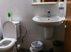 Envoy Hostel & Tours