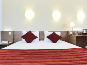 Campanile Paris 12 — Bercy Village