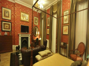 Opulence Boutique Hotel
