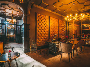 11 Cadogan Gardens and The Apartments by Iconic Luxury Hotels