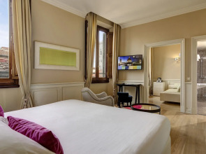 Отель Grand Hotel Cavour