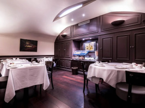 Hôtel Le Lavoisier & Spa