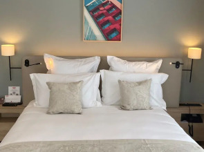 Отель Residhome Quai d'Ivry