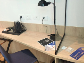 Air Rooms Rome Airport by HelloSky