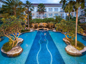 Отель Truntum Kuta