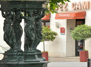 Hotel Carladez Cambronne