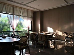 Holiday Inn Hotel and Suites Sanya Yalong Bay by IHG