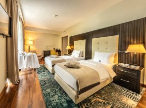 Отель Crowne Plaza Borjomi by IHG