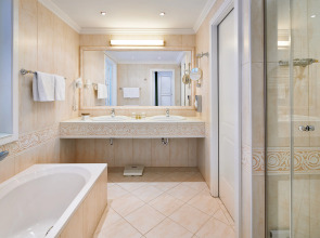 Grand Hotel Zell Am See