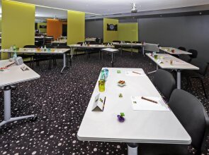 ibis Styles Paris Tolbiac Bibliotheque
