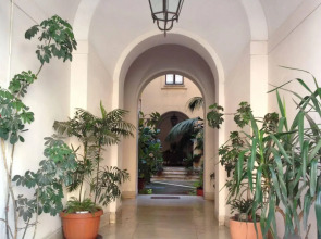 St. Peter' Six Rooms & Suites