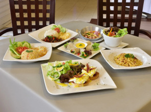 Ayothaya Riverside Hotel Ayutthaya