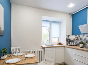 Две подушки на ул. Мальцева, д. 28