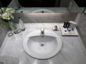 474 Buenos Aires Hotel