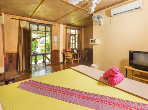 Bottle Beach 1 Resort