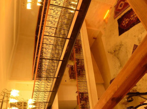 Safa Royal Museum Hotel