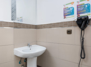 Feel Hostels City Center