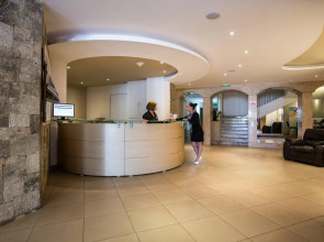 AX Sunny Coast Resort & Spa