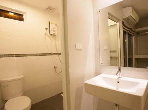 Nature Pine Residence