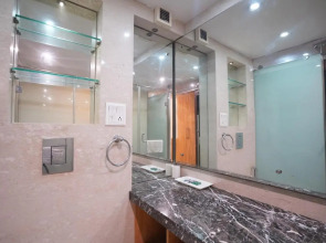 Airport Hotel Grand Delhi