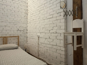 Hostel Petya and the Wolf - V.O.