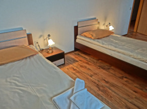 Grand Royale Apartment Complex & Spa