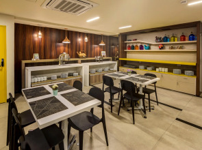 Arawi Miraflores Express