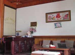 Viet Nhat Halong Hotel