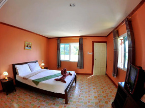 Phi Phi Sand Sea House