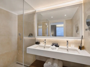 Herbert Samuel Milos Dead Sea