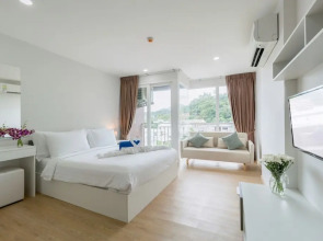 Ozone Condotel Kata Beach