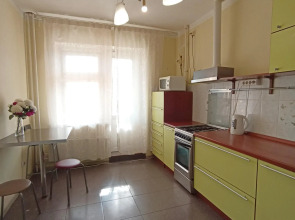 Аврора Люкс на улице Орджоникидзе