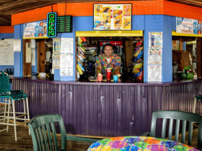 Seralago Hotel & Suites Main Gate East