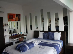 Karon Cliff Contemporary Boutique Bungalows