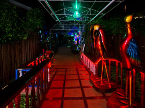 Deep Forest Garden Hotel